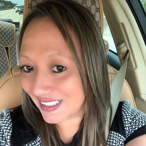 Meet your Posher, Eva